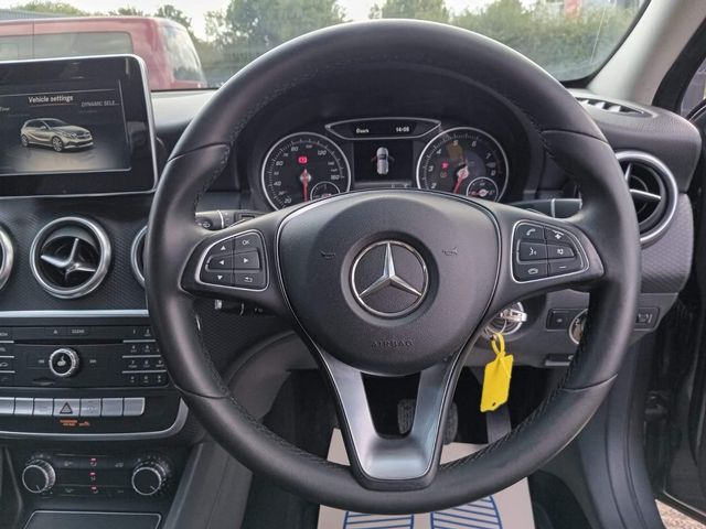 2016 Mercedes-Benz A Class 1.6 A180 SE 7G-DCT Euro 6 (s/s) 5dr - Picture 23 of 33