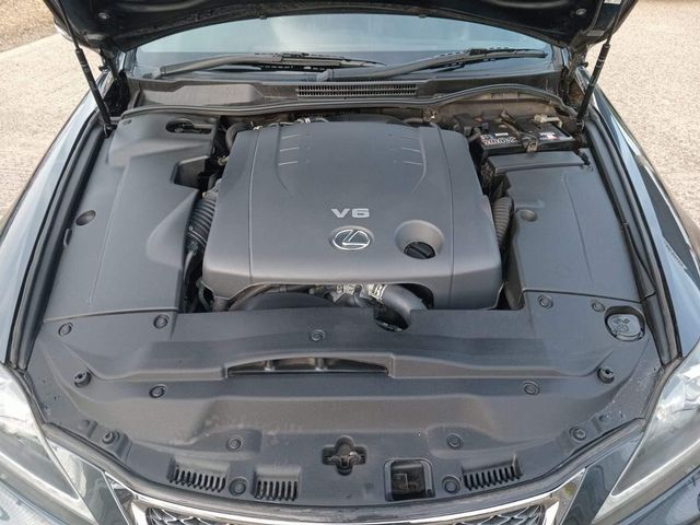 2011 Lexus IS 250 2.5 V6 F Sport Auto Euro 5 4dr - Picture 20 of 32