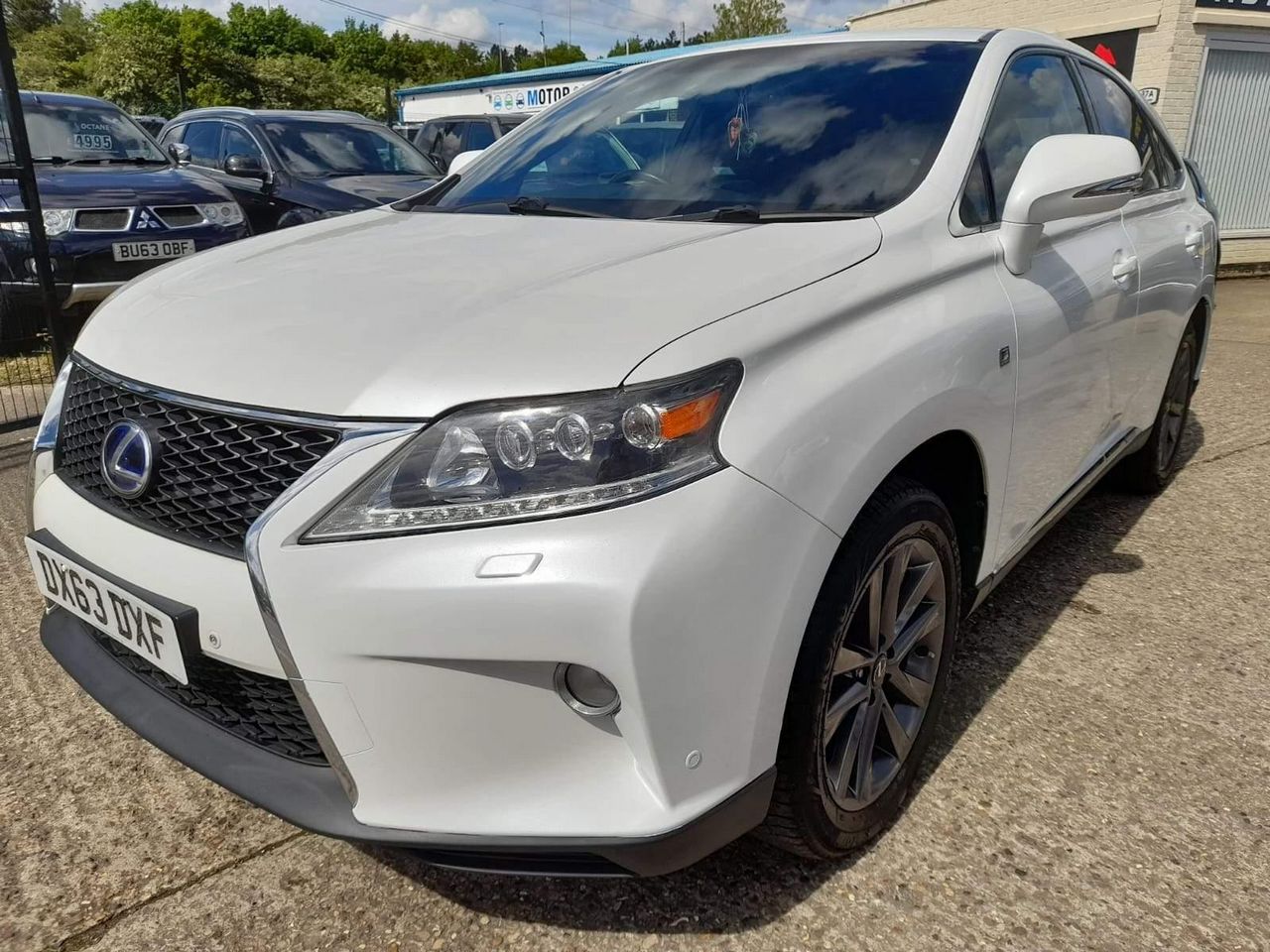 2013 Lexus RX 3.5 450h V6 F Sport SUV 5dr Petrol Hybrid CVT 4WD Euro 5 (s/s) (299 ps) - Picture 5 of 53