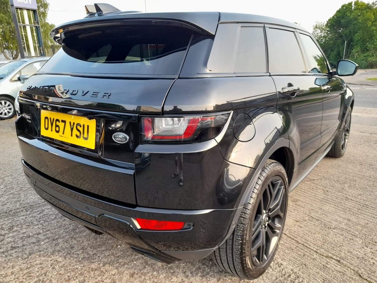 2017 Land Rover Range Rover Evoque 2.0 TD4 HSE Dynamic Auto 4WD Euro 6 (s/s) 5dr - Picture 10 of 53