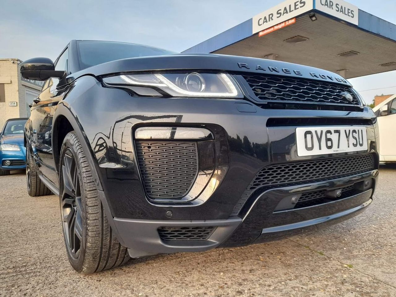 2017 Land Rover Range Rover Evoque 2.0 TD4 HSE Dynamic Auto 4WD Euro 6 (s/s) 5dr - Picture 2 of 53