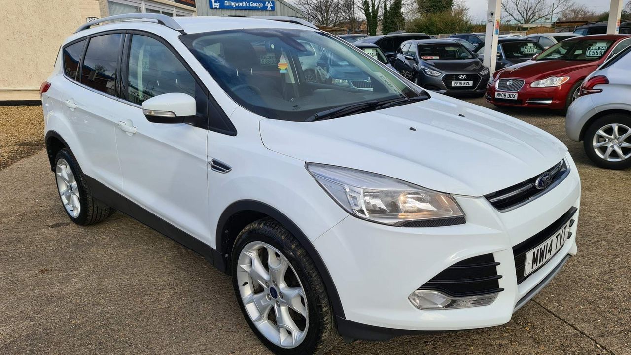 2014 Ford Kuga 2.0 TDCi Titanium Powershift AWD 5dr - Picture 3 of 46