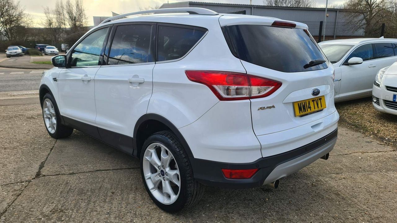 2014 Ford Kuga 2.0 TDCi Titanium Powershift AWD 5dr - Picture 7 of 46